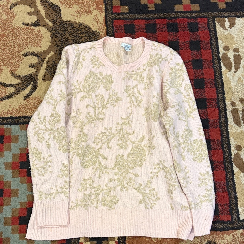 Womens vintage Croft and Barrow metallic pink and gold sweater.